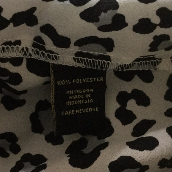 Milano gray Leopard print sleeveless top Medium - Picture 7 of 7